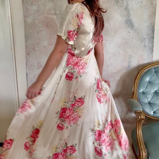 Dress 1930s Rose Silk House Coat