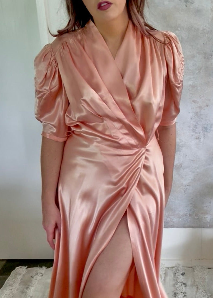 Dress 1940s Peach Silk Trapunto Gown