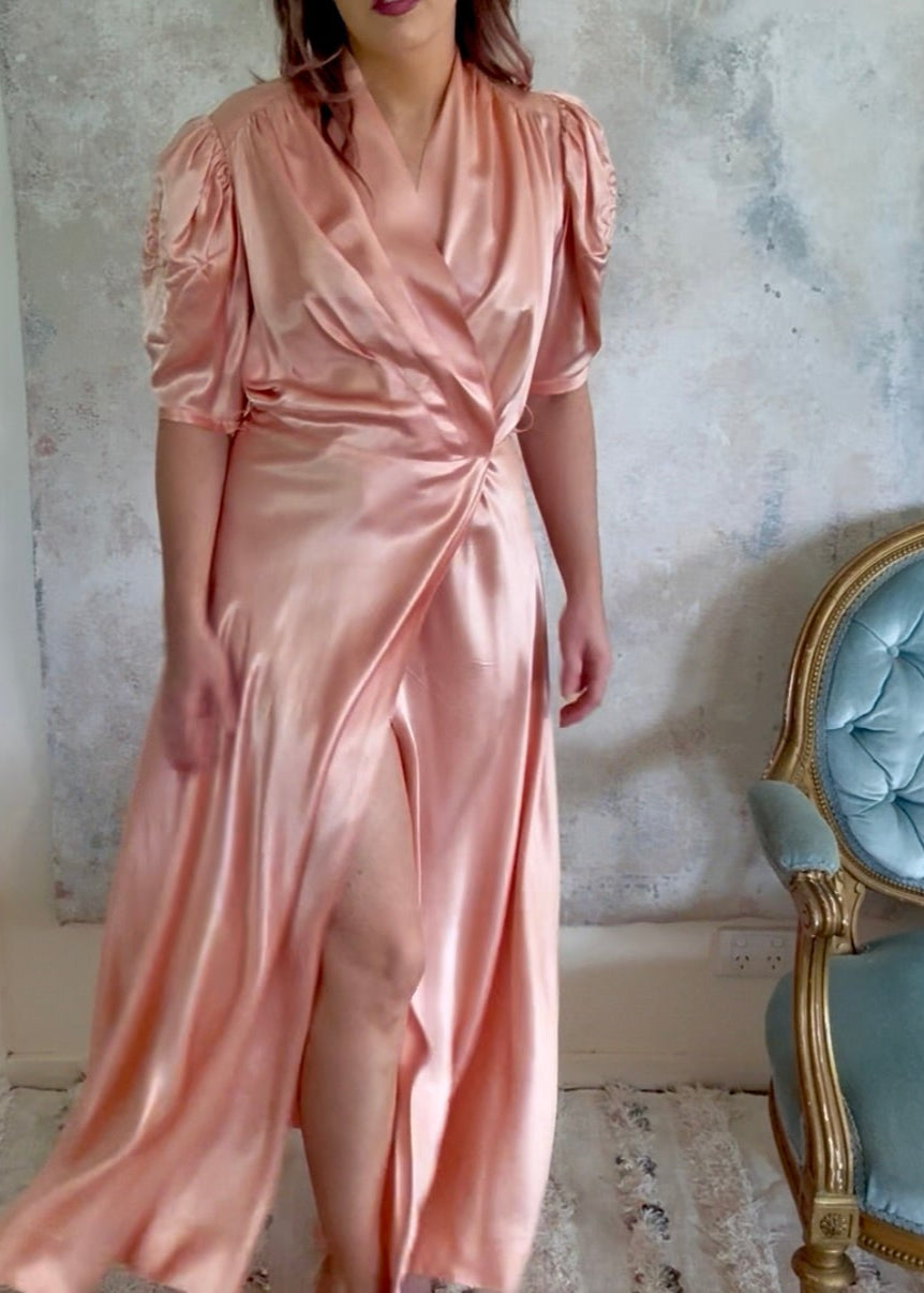 Dress 1940s Peach Silk Trapunto Gown