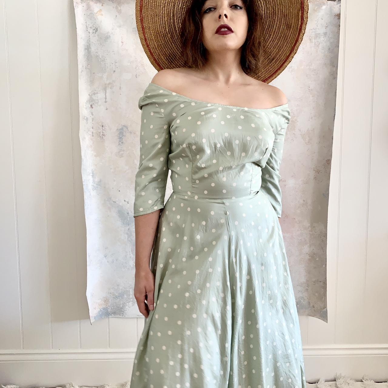 x SOLD x Dress 1980s Sage Polka Dot