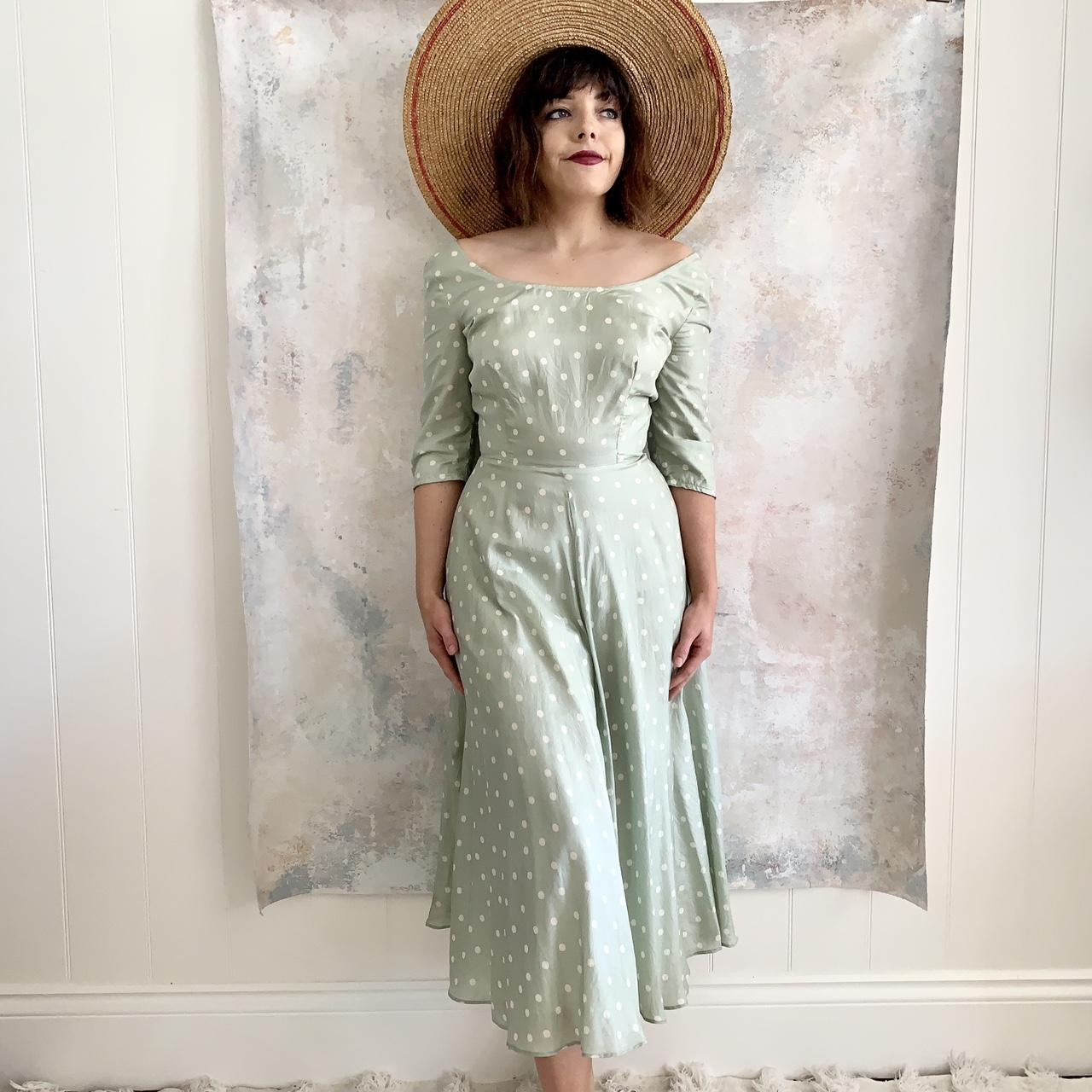 x SOLD x Dress 1980s Sage Polka Dot