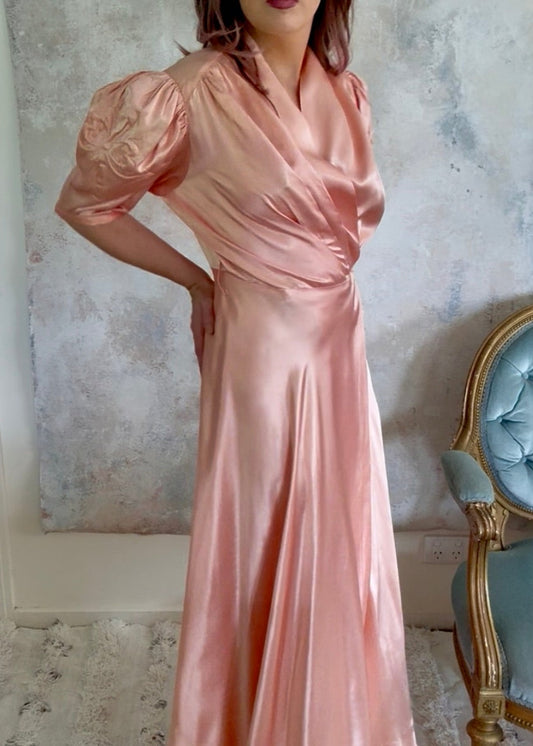 Dress 1940s Peach Silk Trapunto Gown